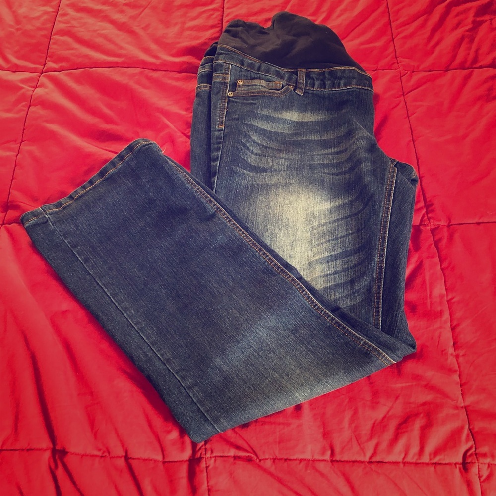Bootcut maternity jeans
